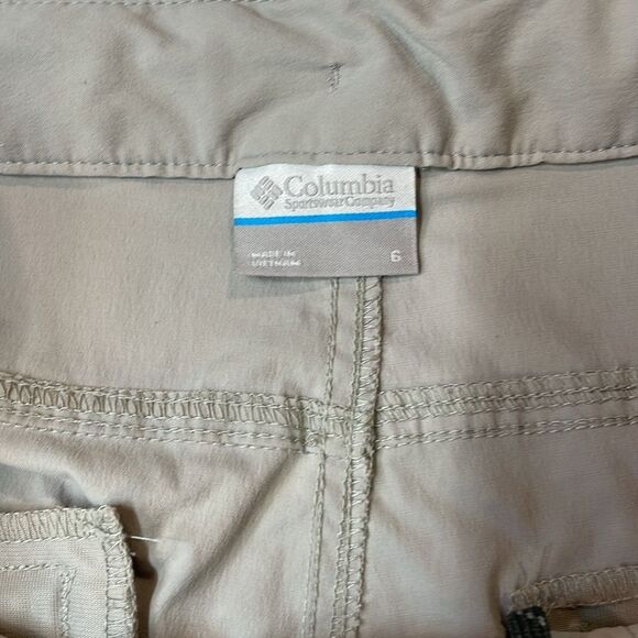 Columbia Taupe Hiking Capris Quick Dry Outdoor Drawstring Hem Women’s Sz 6 - Picture 3 of 8